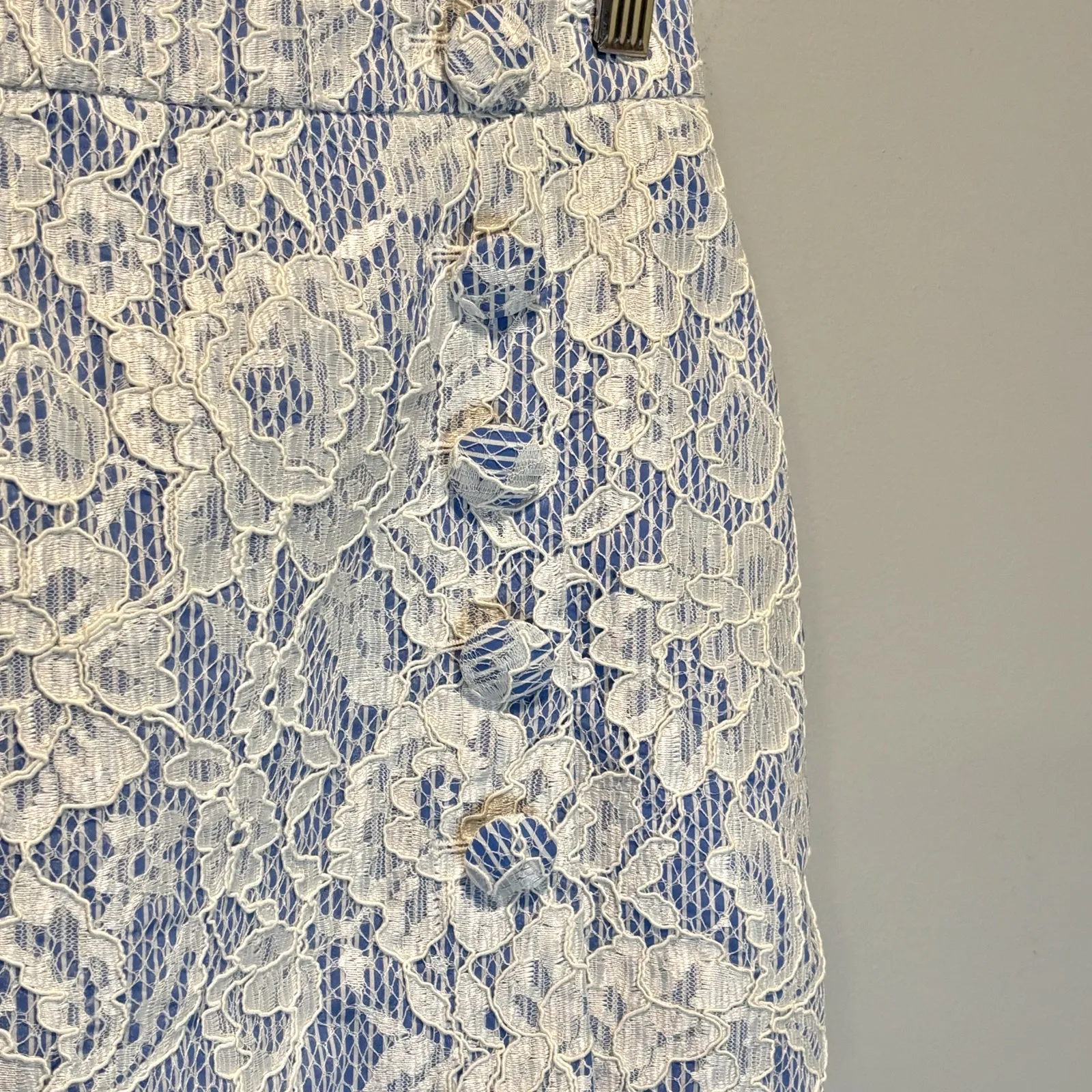 MSGM Milano Blue & White Floral Lace Mini Skirt - Image 2