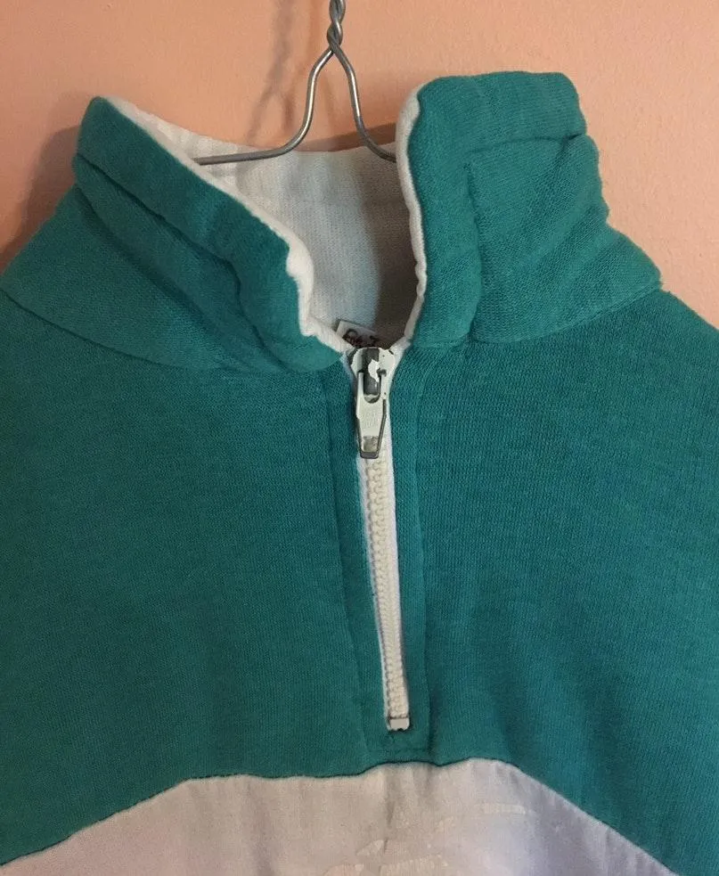 Oversized Vintage Sweatshirt Size M - Image 4