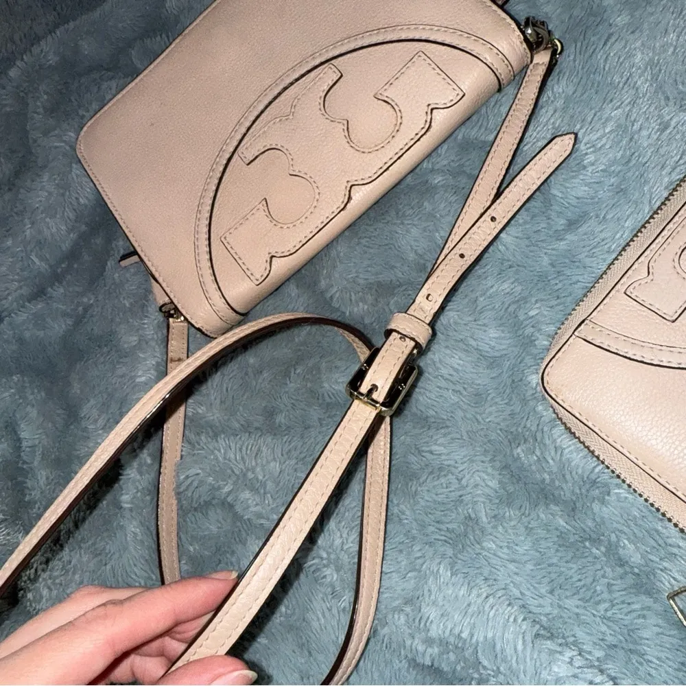 Tory Burch Pebbled Crossbody Bag & Matching Wallet - Image 6