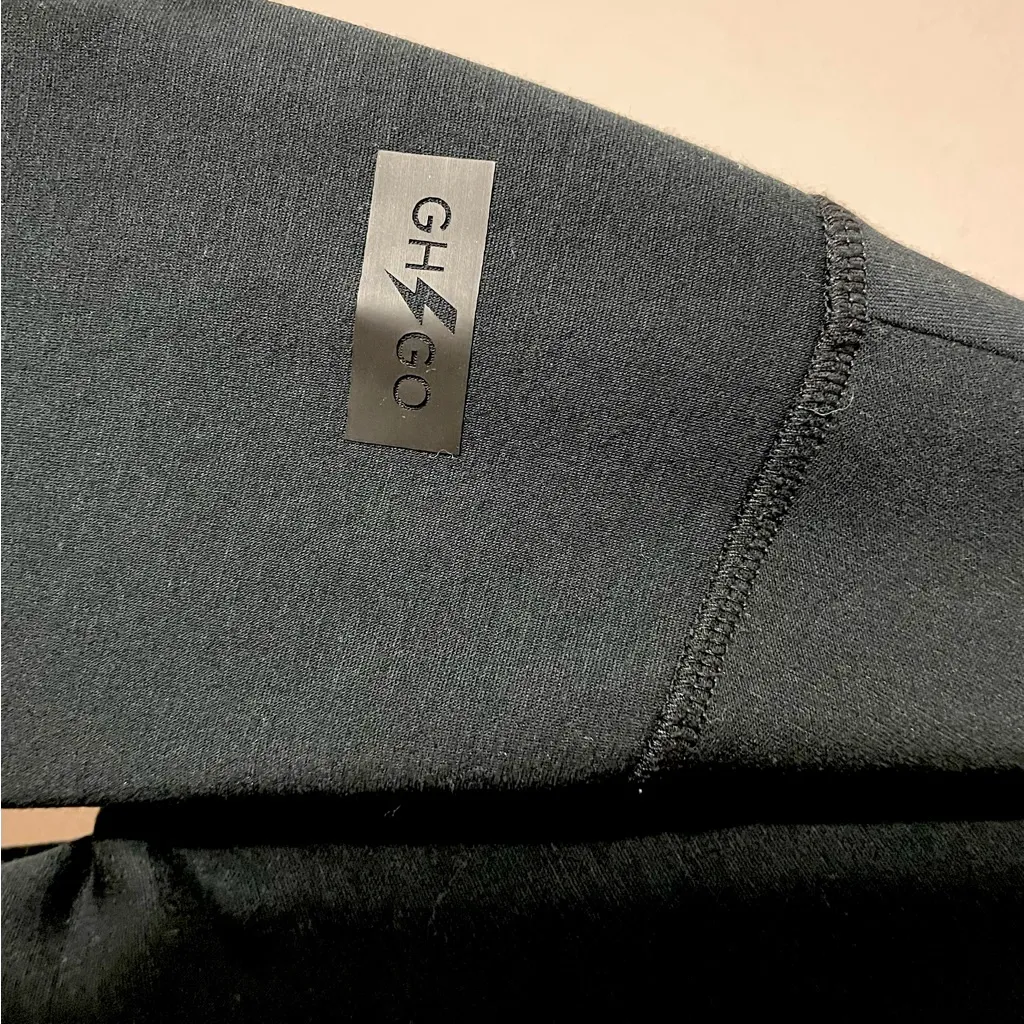 Gilly Hicks Black Cropped Zip-Up Hoodie - Image 4