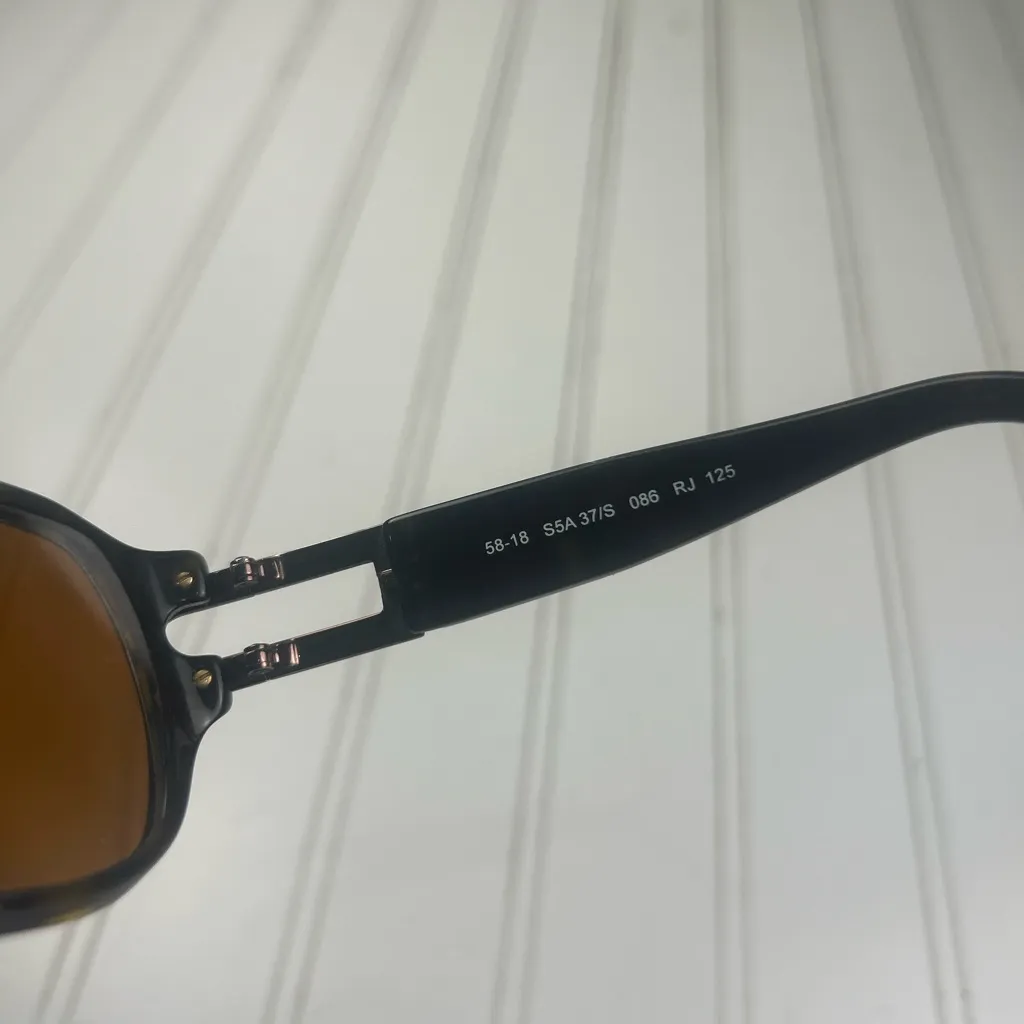 Saks Fifth Avenue Tortoise Frame Sunglasses Brown Lens - Image 10