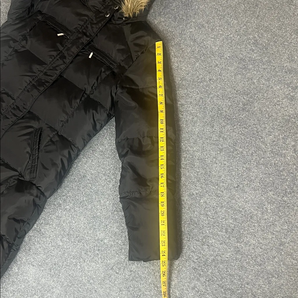 MICHAEL KORS Women's Black Puffer Coat with Faux Fur Hood Size S - Image 5