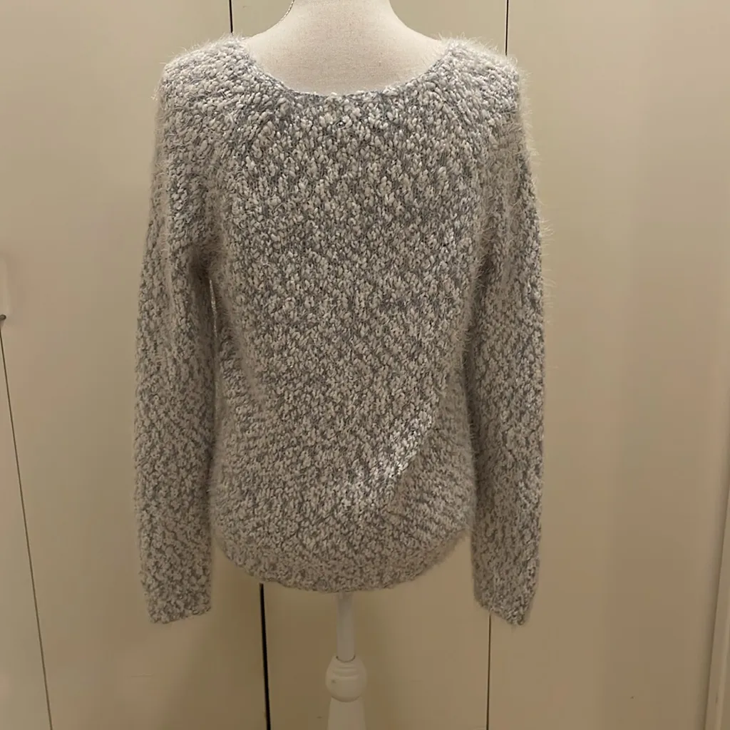 Buffalo David Bitton long sleeve blue and white sweater medium - Image 5