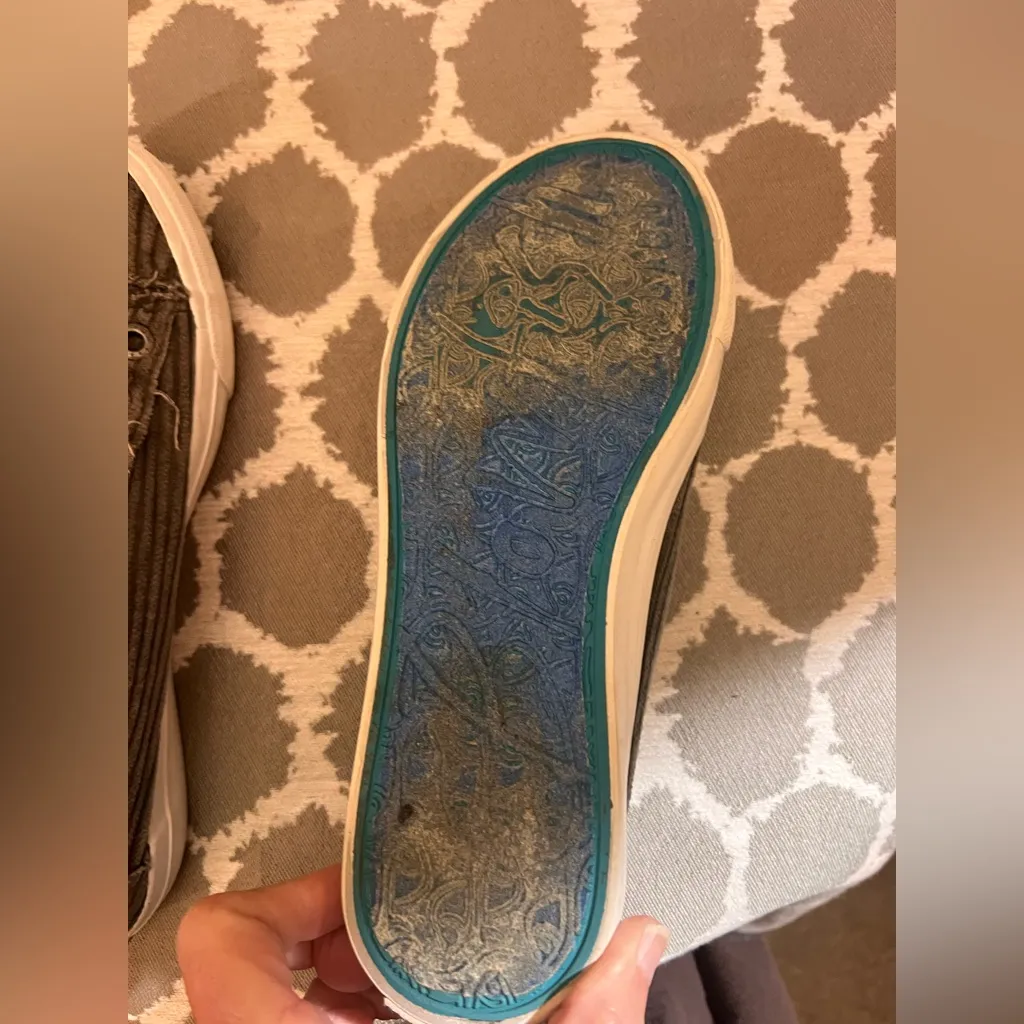 Blowfish Women's Brown Gray Corduroy Slip-On Sneakers retro boho streetwear - Image 11