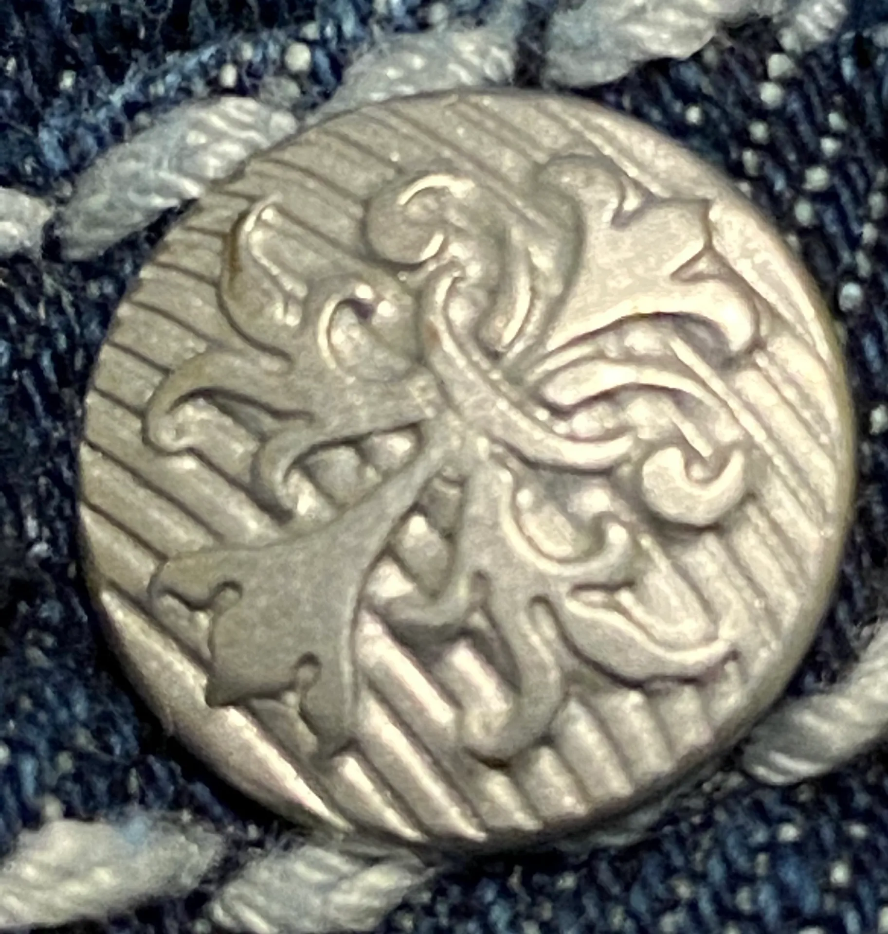 Trendy Blue Jeans - Image 2