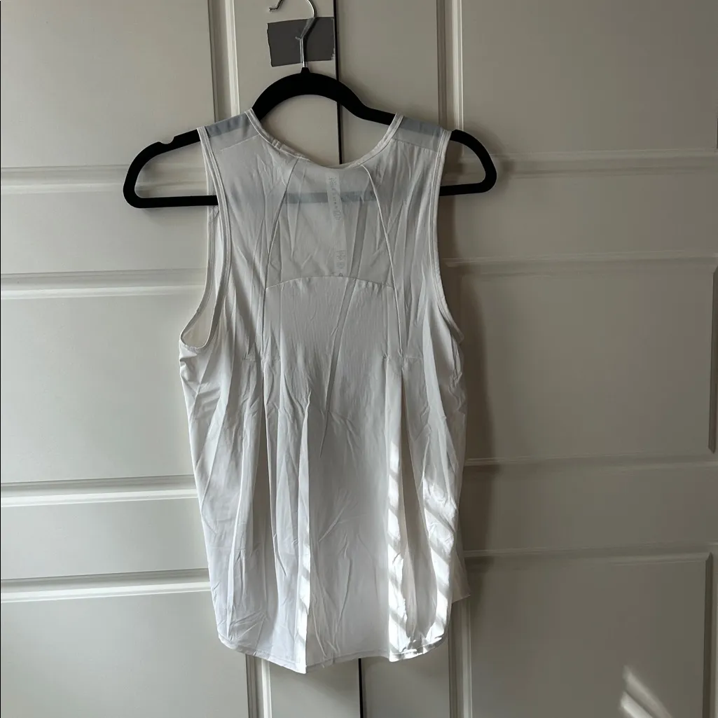 Lululemon Athletica Sculpt White Tank Top - Image 3