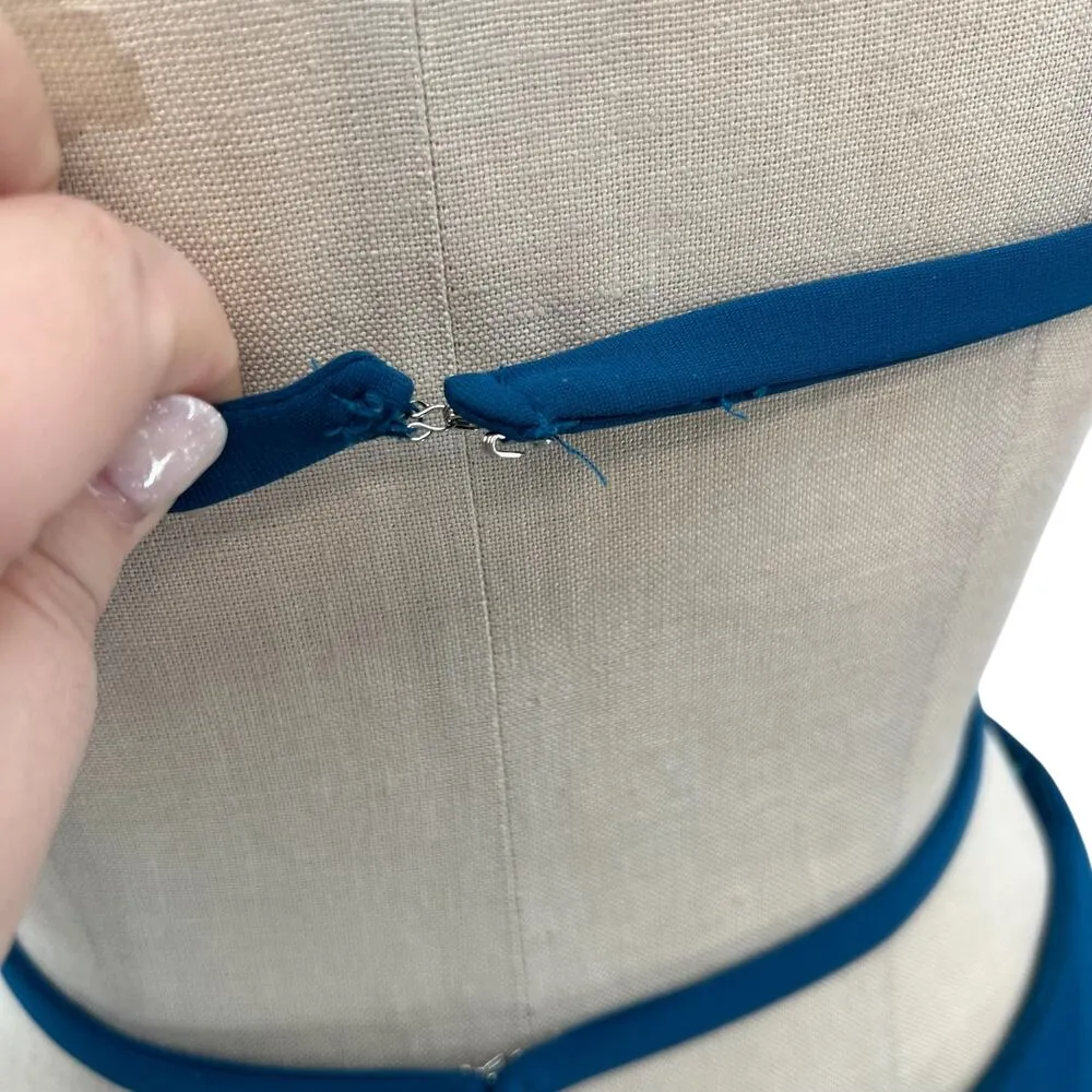 La Femme Blue Cut Out Side Slit Gown Dress‎ Prom Formal Size 4 - Image 11