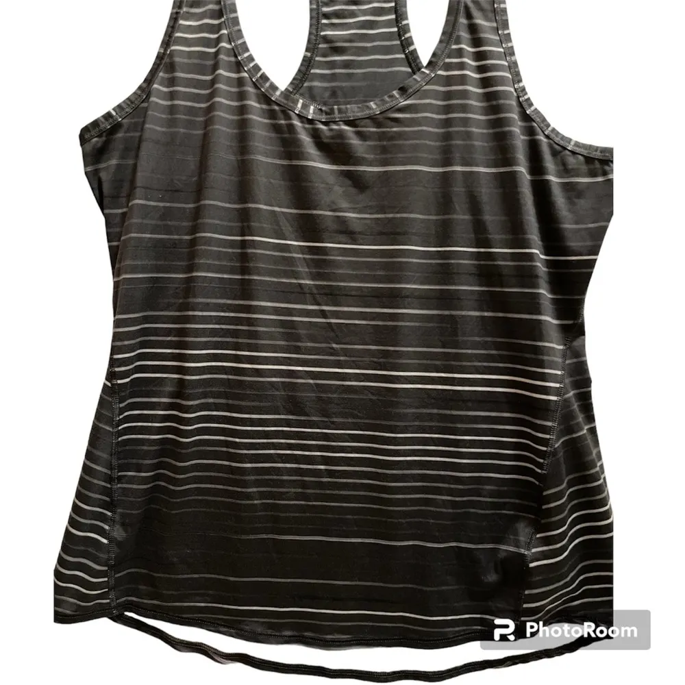 Athleta Scoop Neck Sleeveless Striped Racerback Tank Women’s Size Medium A3 - Image 3
