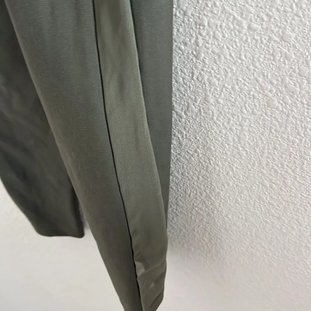 GymShark X Nikki Blackketter Dynamic Legging Pineapple Green Coral Small - Image 10