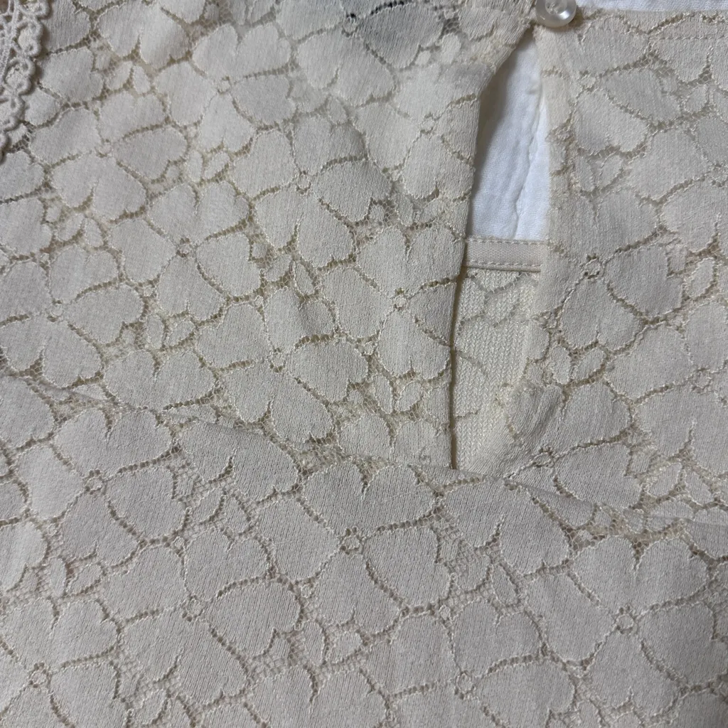 SO Cream Colored Layered Lace Sleeveless Blouse Shirt size XL - Image 9