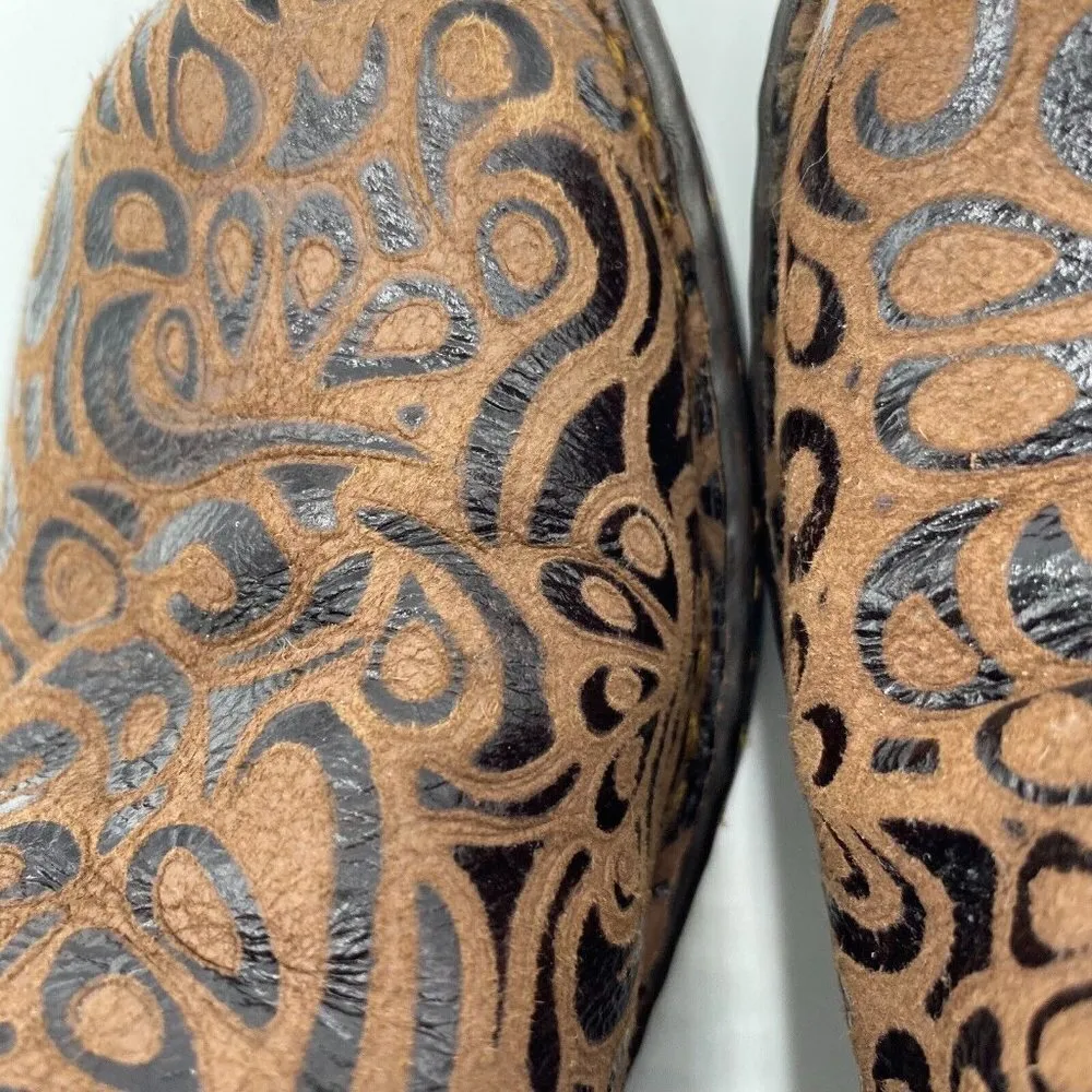BOC Concept Peggy Brown Suede Paisley Tooled Clog Shoes Size US 6.5 EUR 37 - Image 5