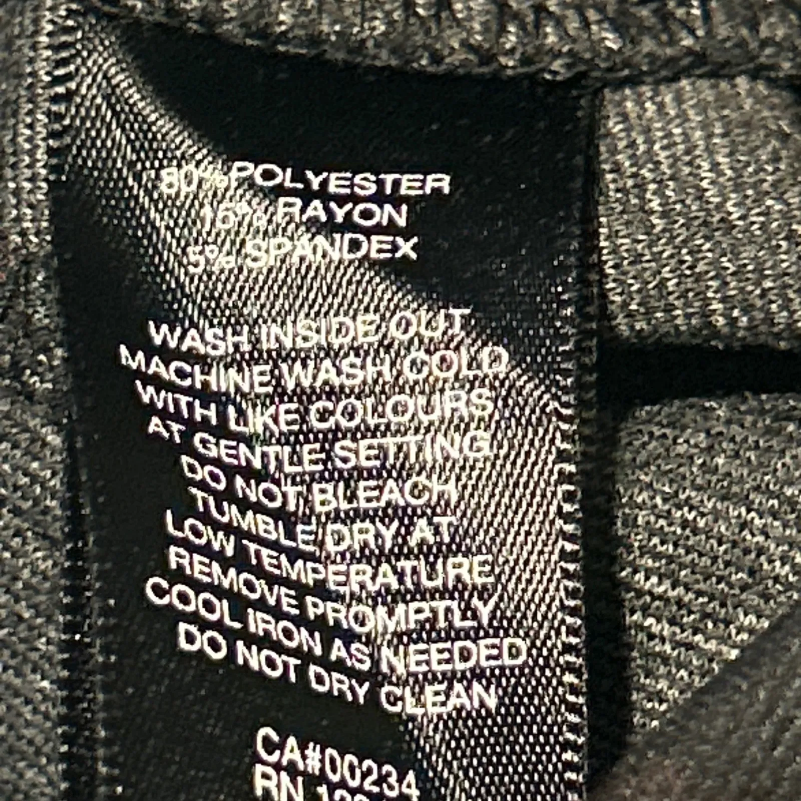 DESIGN LAB Women Plaid Skinny Pants Zipper Detail Black Red Size 24 - Image 5