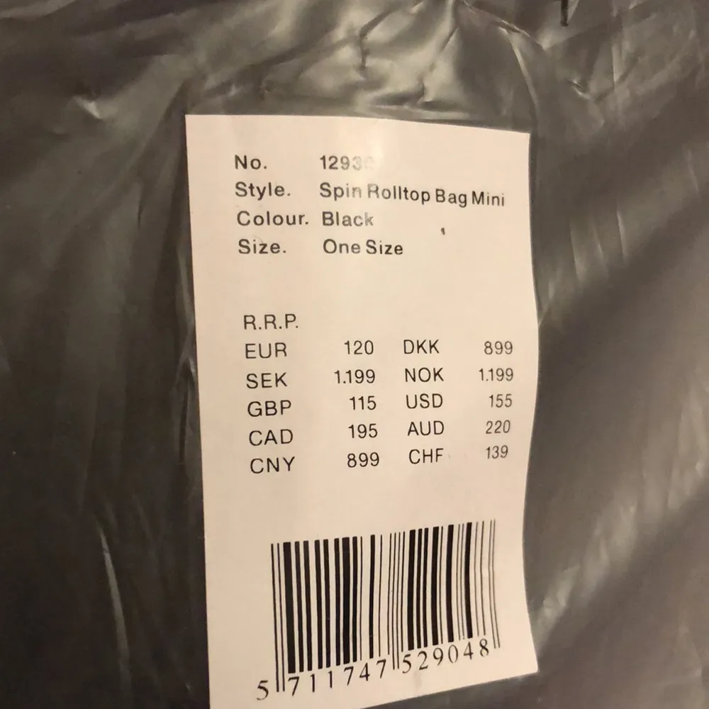 NWT RAINS Spin Rolltop Mini Bucket Bag Backpack Waterproof Everyday Use Outdoor Black - Image 6
