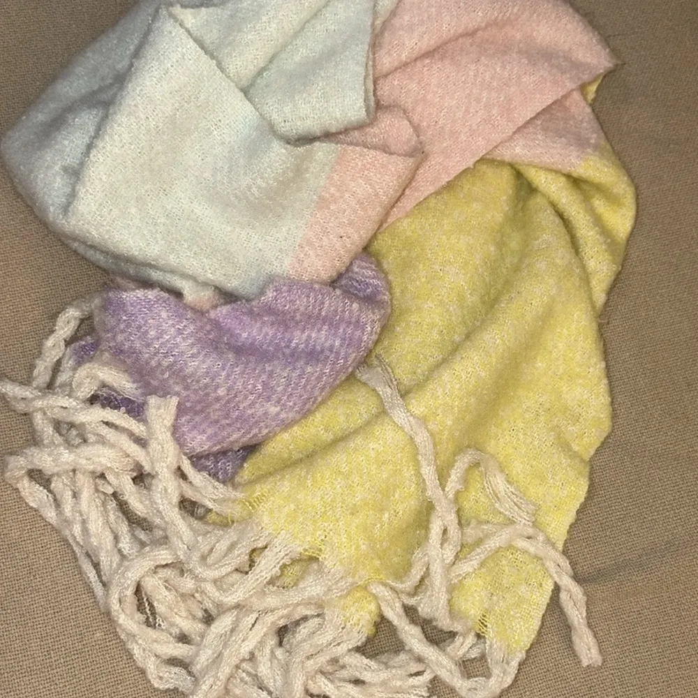 Pastel blanket scarf - Image 2
