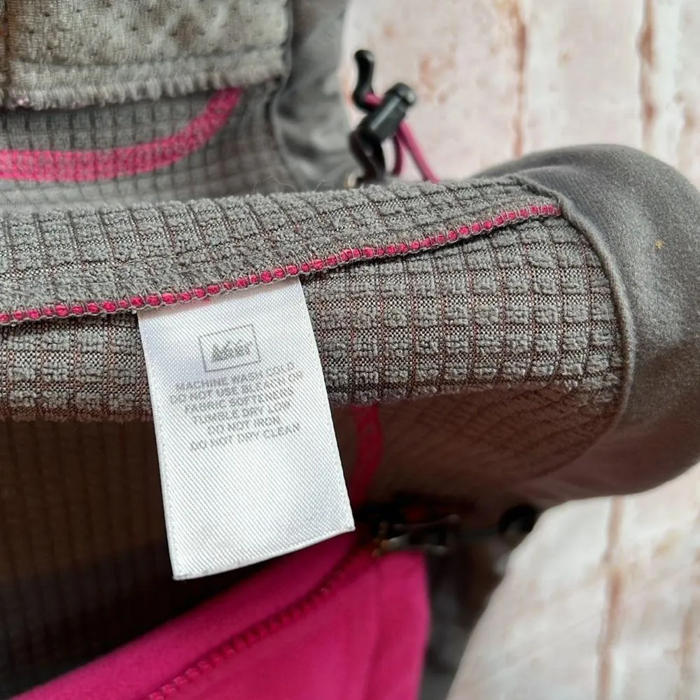 REI women’s soft shell coat jacket xs magenta pink full zip pockets - Image 11