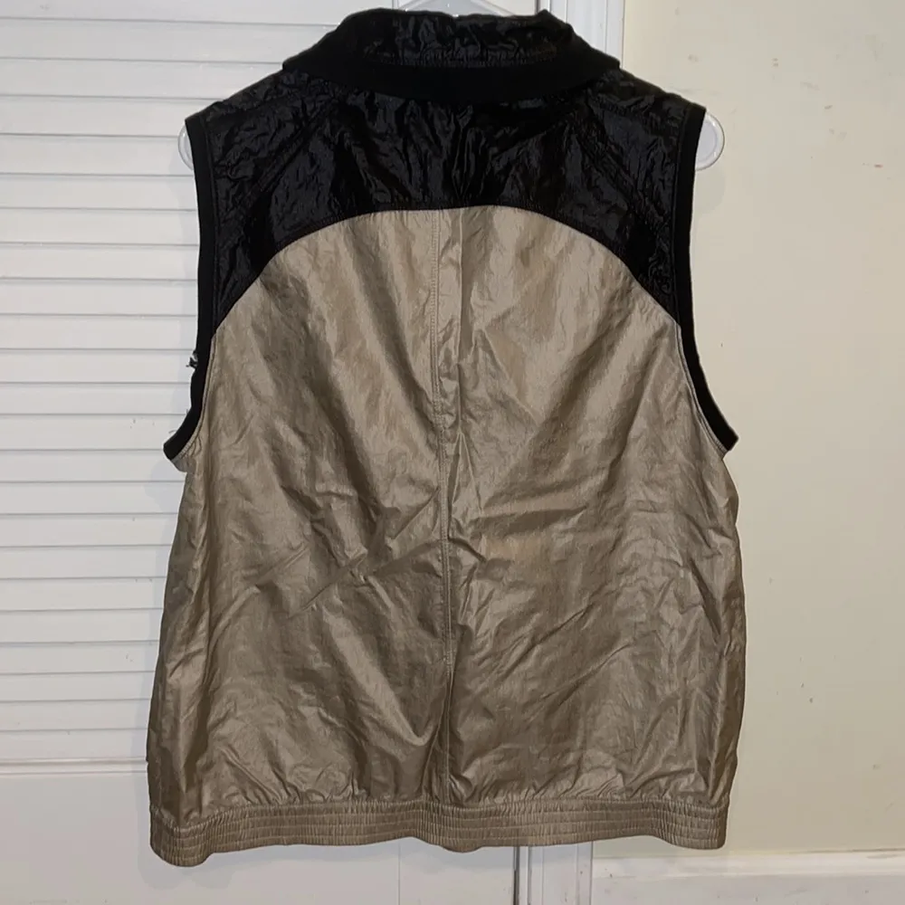 Womens Zenergy By Chicos Vest - Image 3