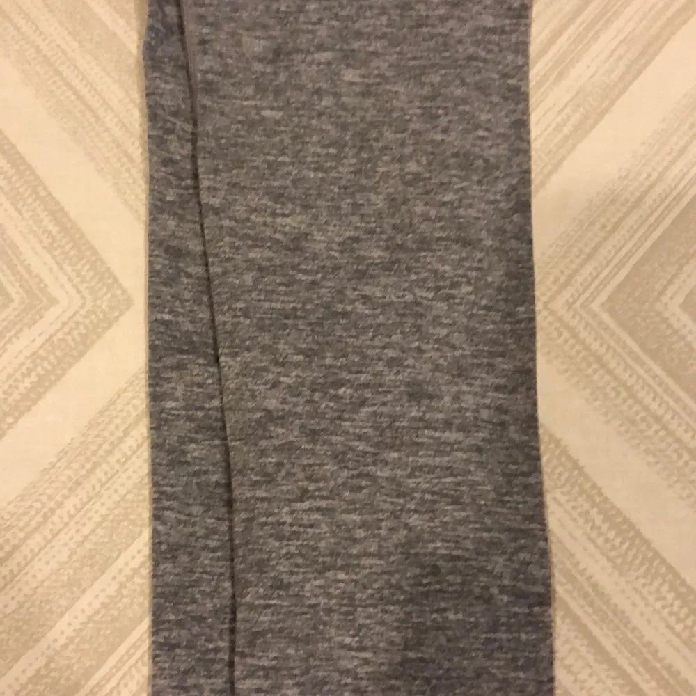 Good hYOUman Heather Gray Inspirational Leggings - Image 3