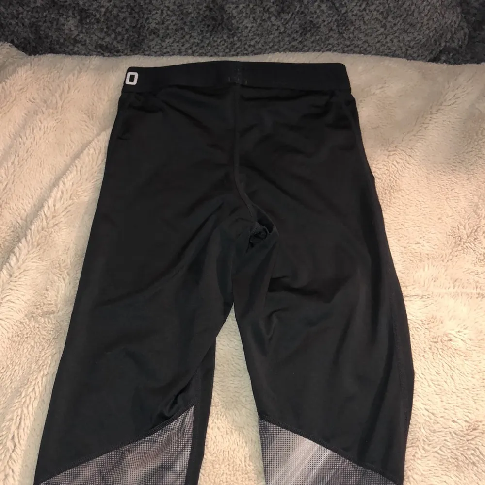 Nike Pro Capri Leggings, XS - Image 3