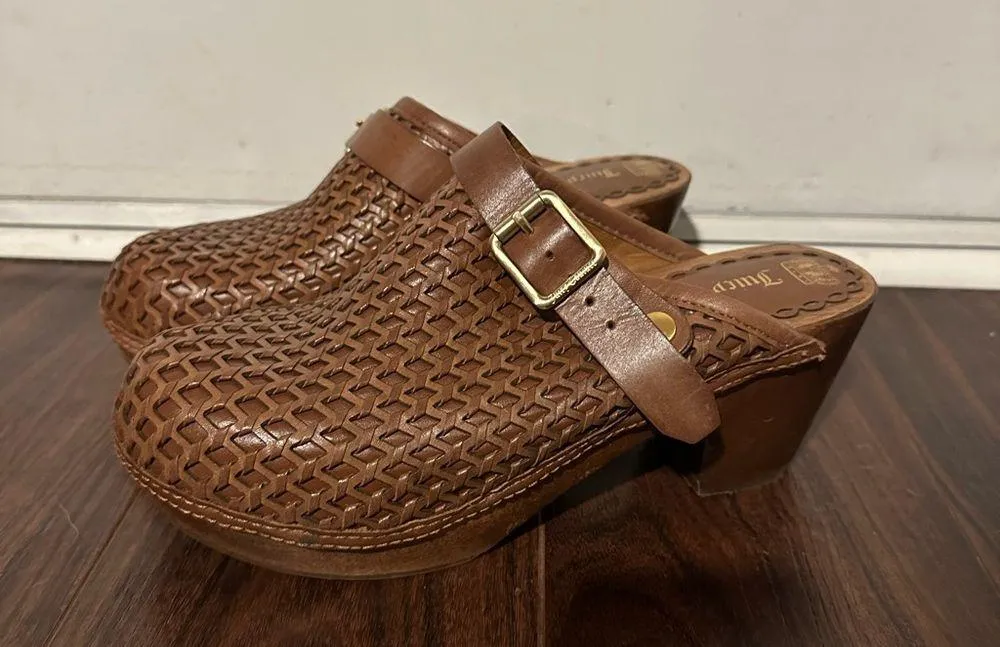 Juicy Couture braided leather clogs, Size 8.5 brown, wood, heels, vintage y2k - Image 4