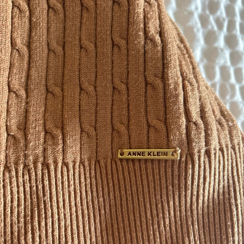 Anne Klein Women's Tan Sweater - Image 6
