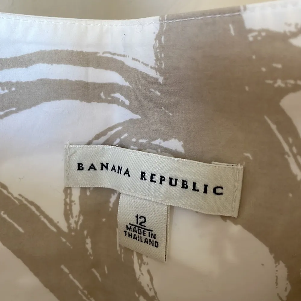 Banana Republic pretty poplin a line skirt - Image 4