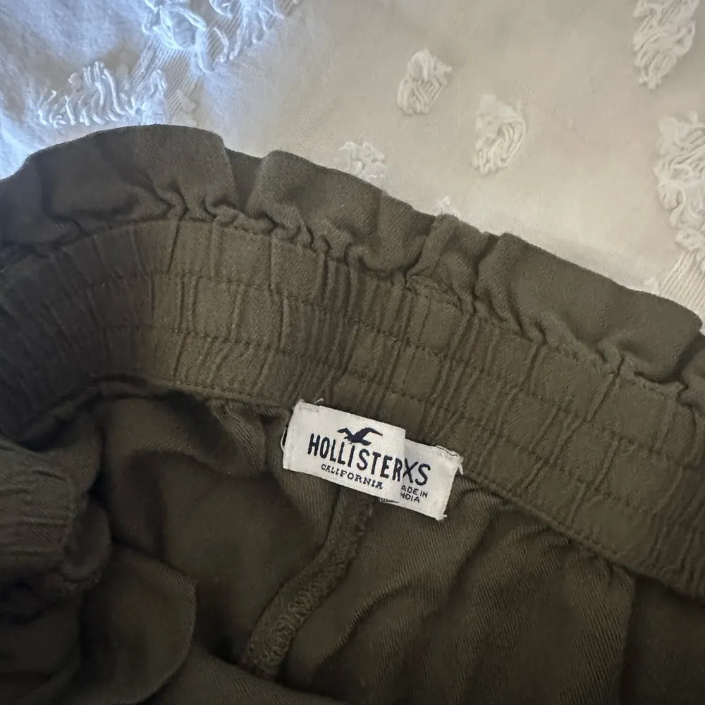 Hollister linen wide leg trousers with tie waist - Image 3