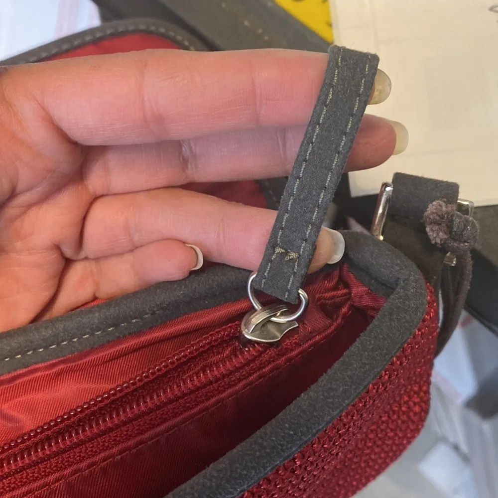 the SAK crochet basket weave red grey faux suede trim mini shoulder bag - Image 13