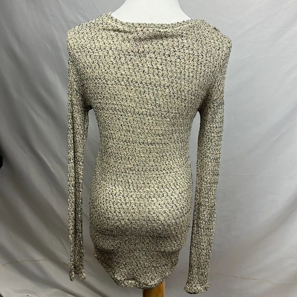 Love on a hanger open knit sweater size xs - Image 3