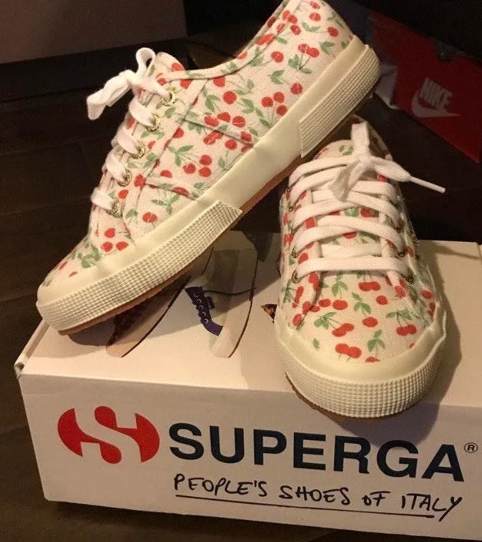 cherry picked print Sneakers Shoes size 8 Nwb - Image 4