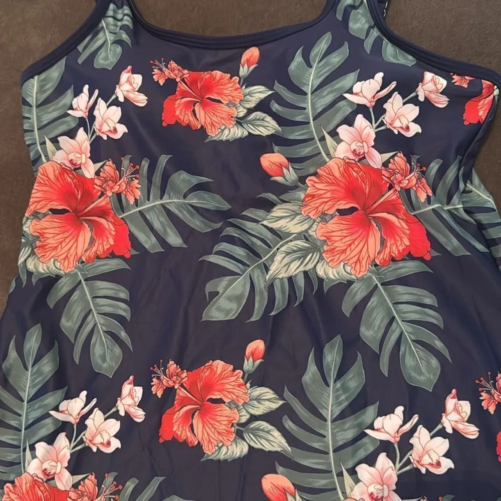 Women’s Navy Floral Tankini Two Piece Swimsuit Boy Short Bottoms Size 8 NEW Blue - Image 2