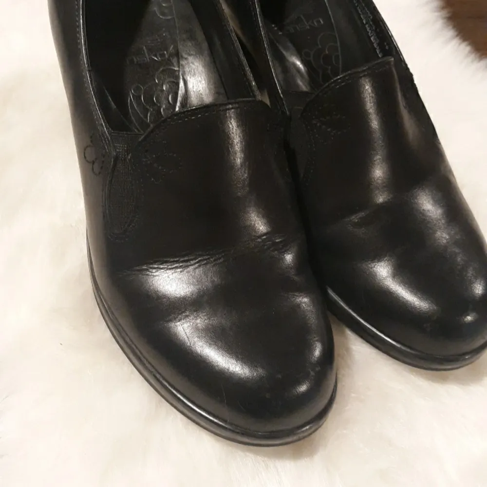 Black Dansko Heels - Image 3