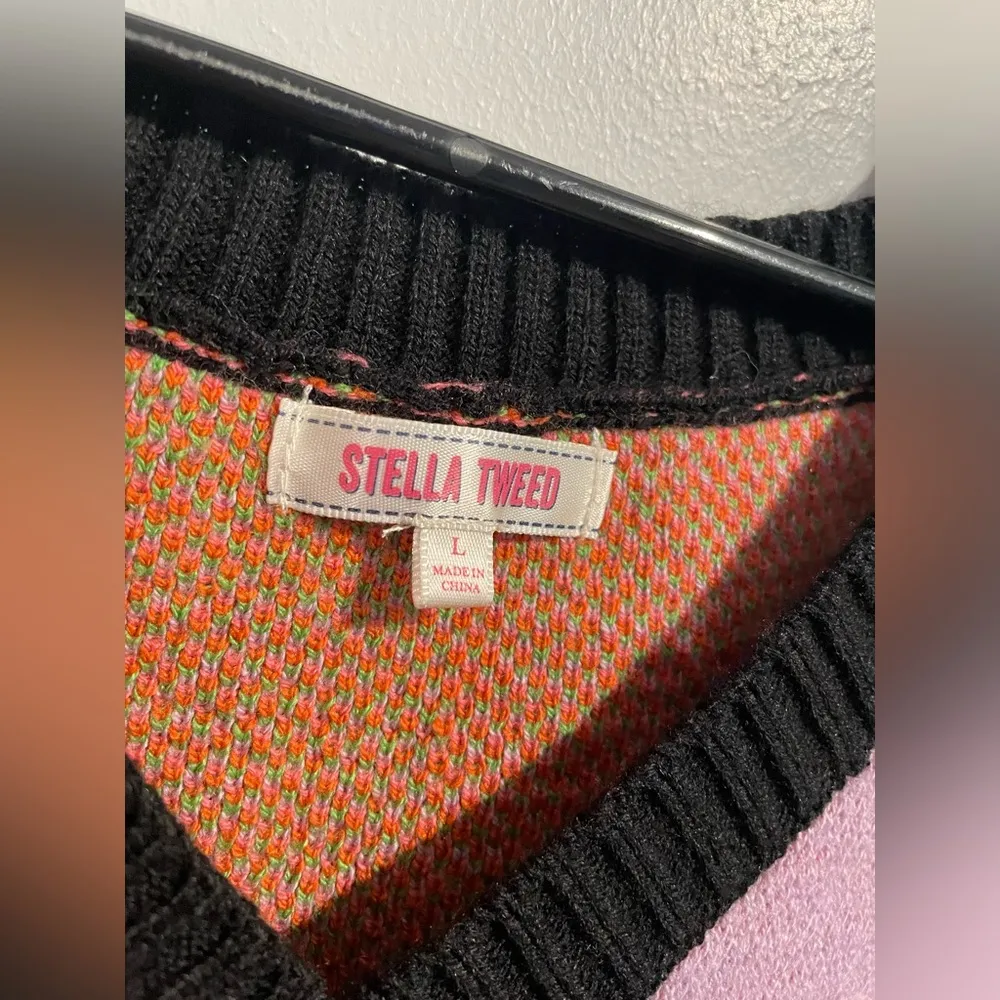 Multicolor cropped sweater vest size large from - Image 6