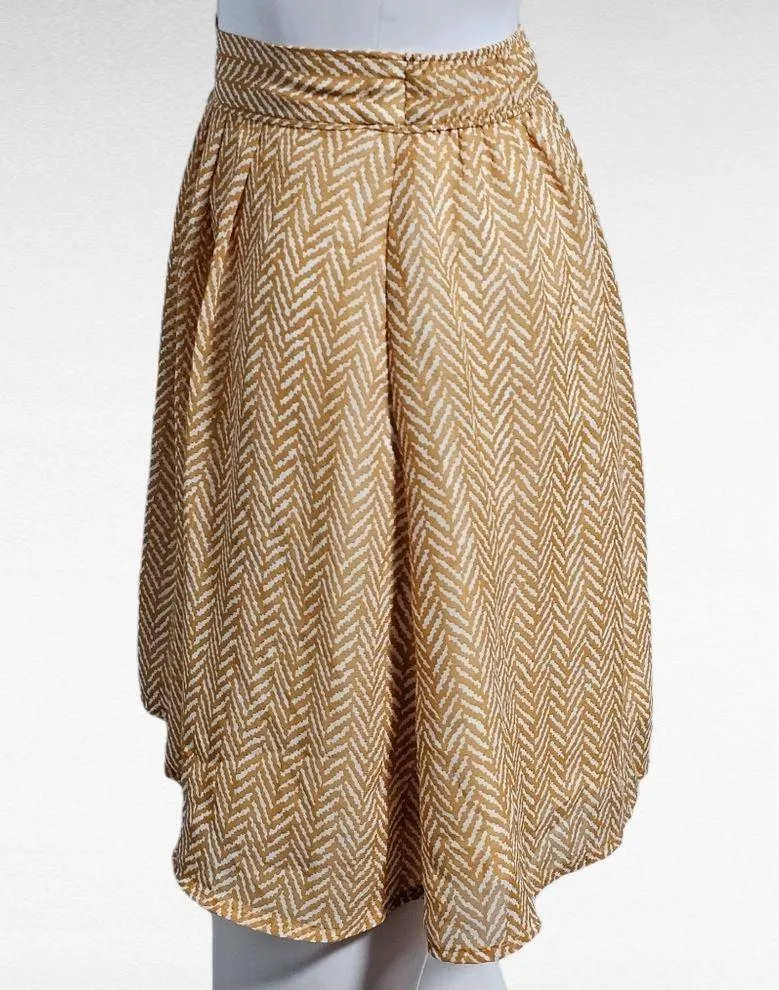 Old Navy Camel ZigZag Patterned Pleated Mini Skirt Size XS - Image 3