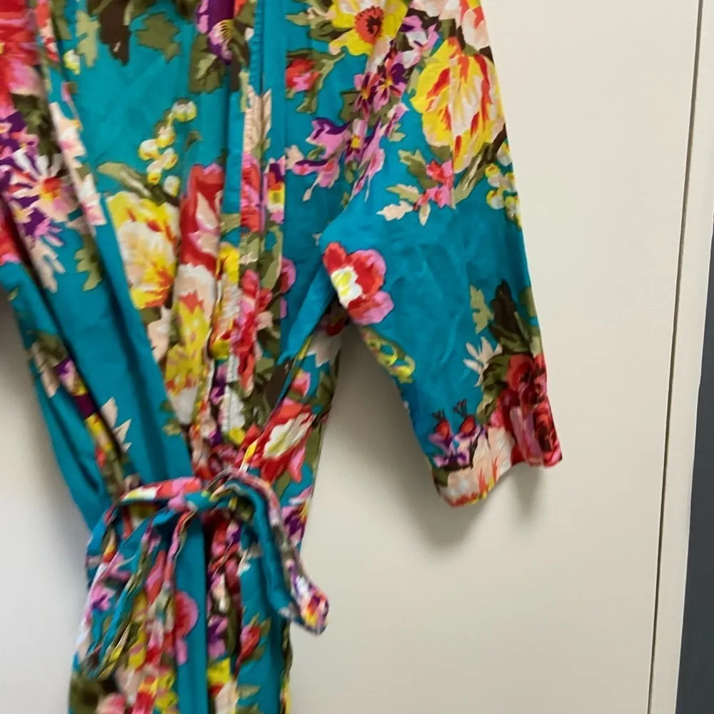 Sandy Waters women’s floral gorgeous turquoise kimono robe size medium large Pink - Image 2