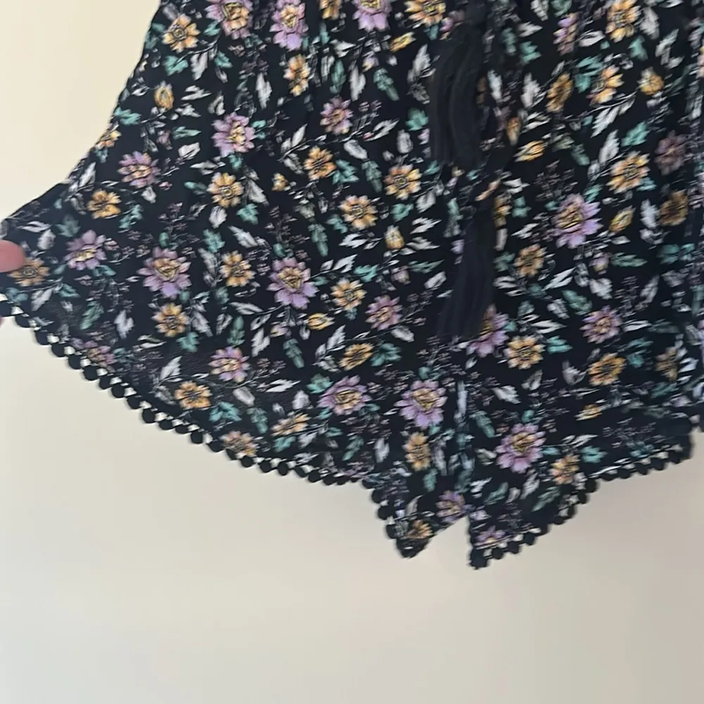 Floral Romper with Pom Poms - Image 3