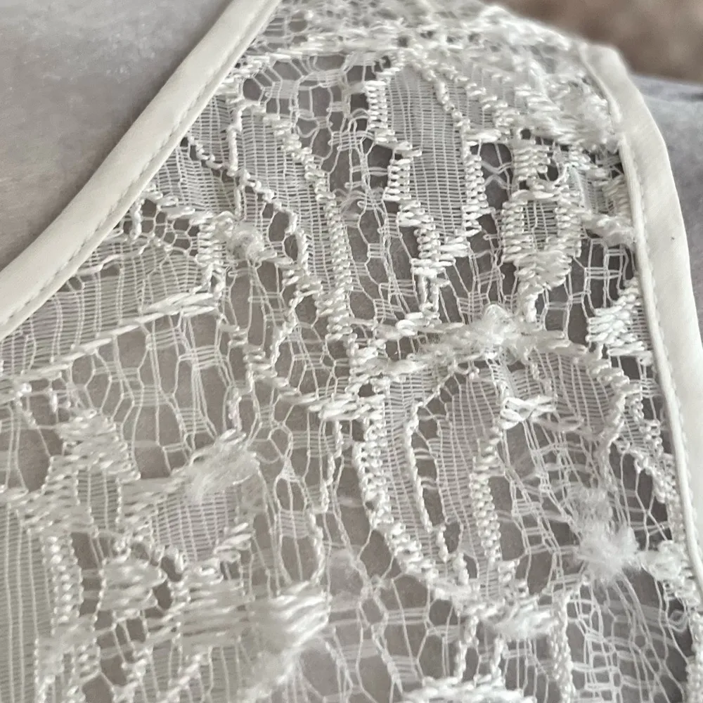 Max and Cleo Dress White Lace 8 Tiered Skirt Illusion  Neck NWT - Image 5