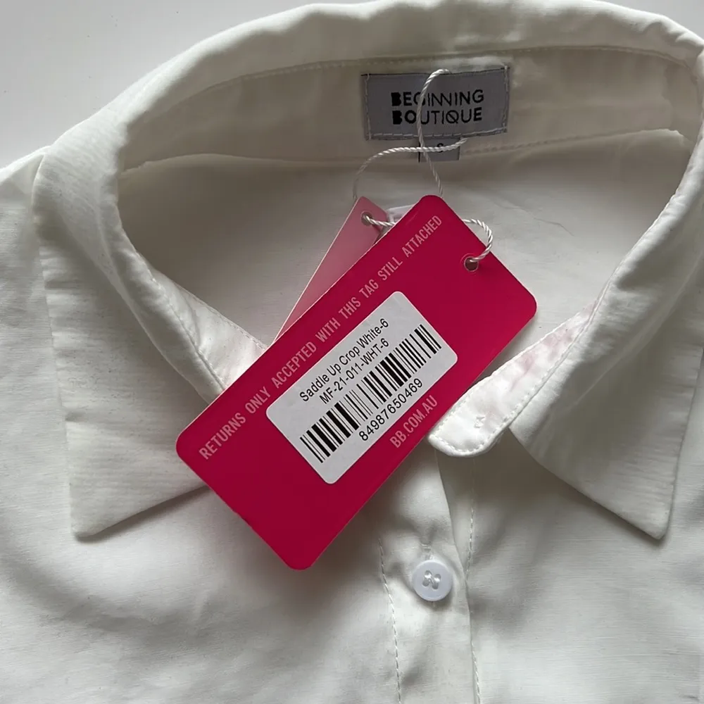 Beginning Boutique Long Sleeve Crop Blouse with Open Back in White - Image 5