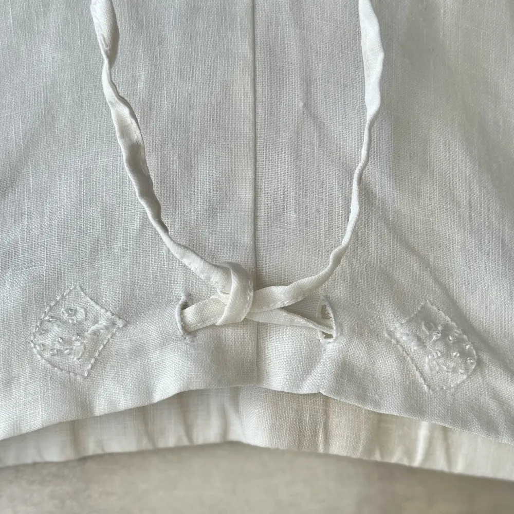 Liz Claiborne Livvy Pants Cropped Linen Wide Leg White Embroidered Beaded 14 - Image 5