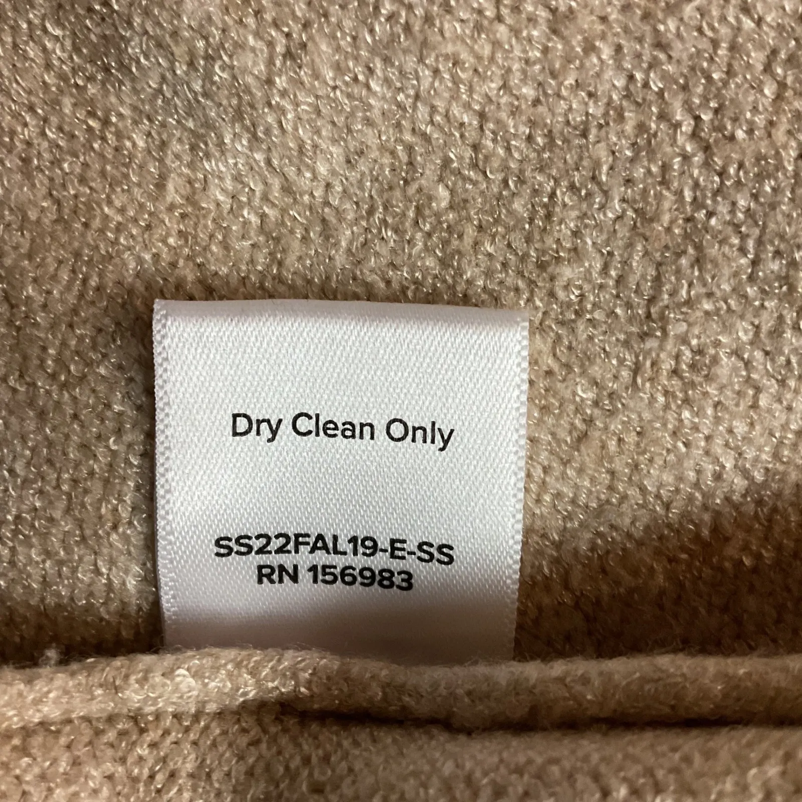 Evereve Women's Ribbed Trim Long Sleeve Pullover Turtleneck Sweater Beige Size S - Image 8