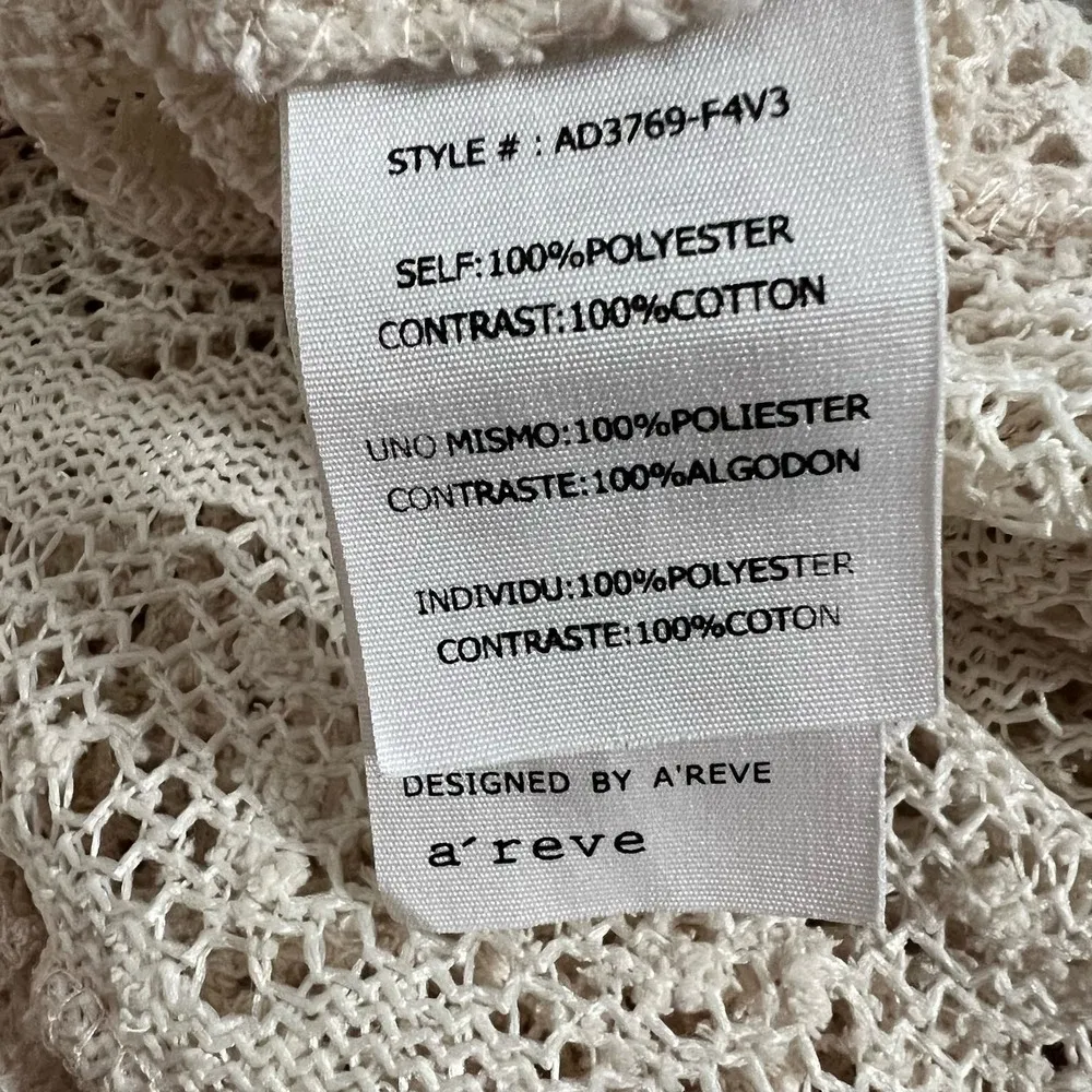 A’reve Bohemian Crochet Long Flare Sleeve Cover - Image 4