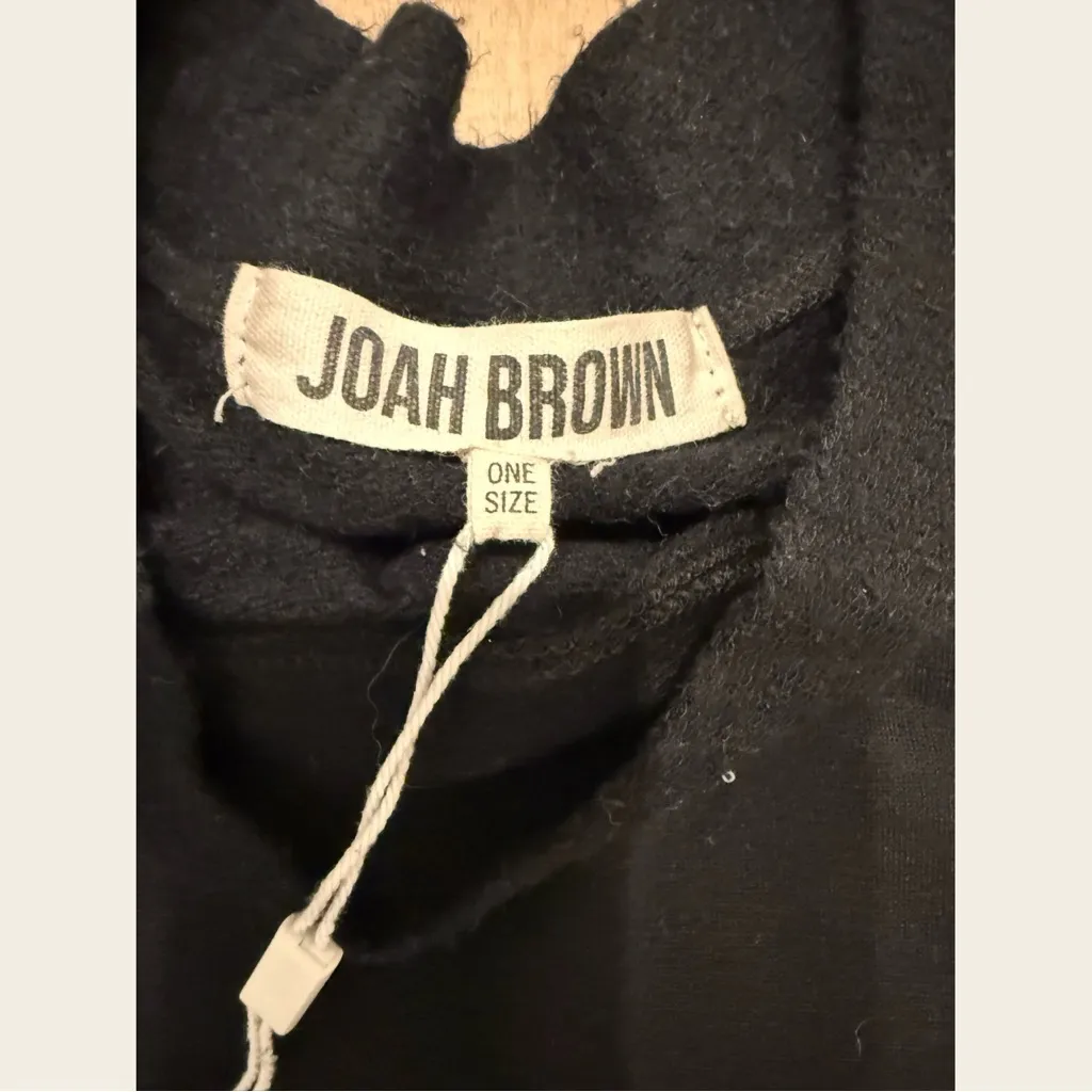 JOAH BROWN TOP, NWOT! - Image 4