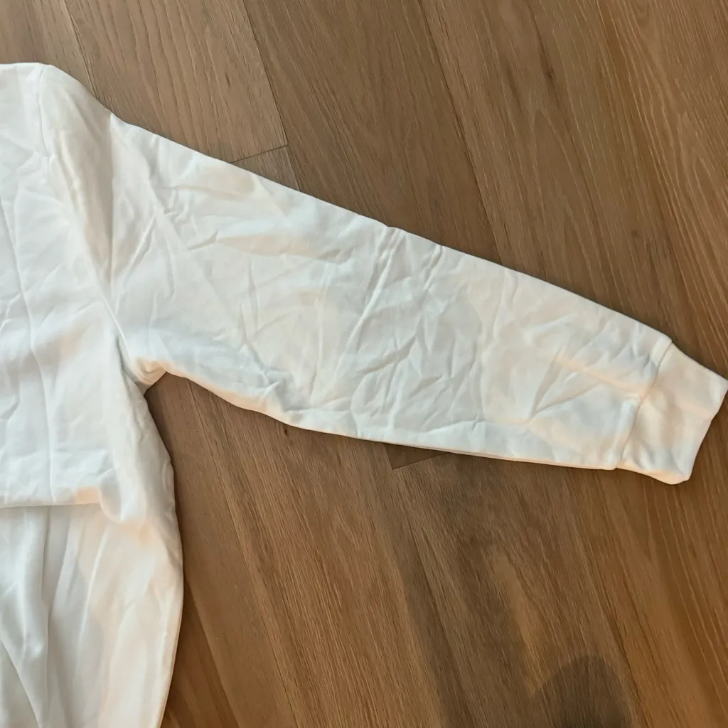 Gap Crewneck Block Lettering - Image 6