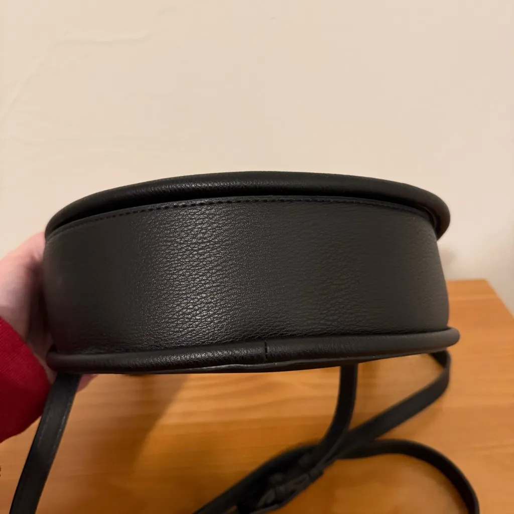 BCBGeneration Black Crossbody Bag with chain detail - Image 3