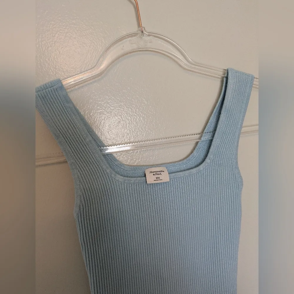 Abercrombie & Fitch Ribbed Cropped Tank Top Light Blue XXS - Image 2