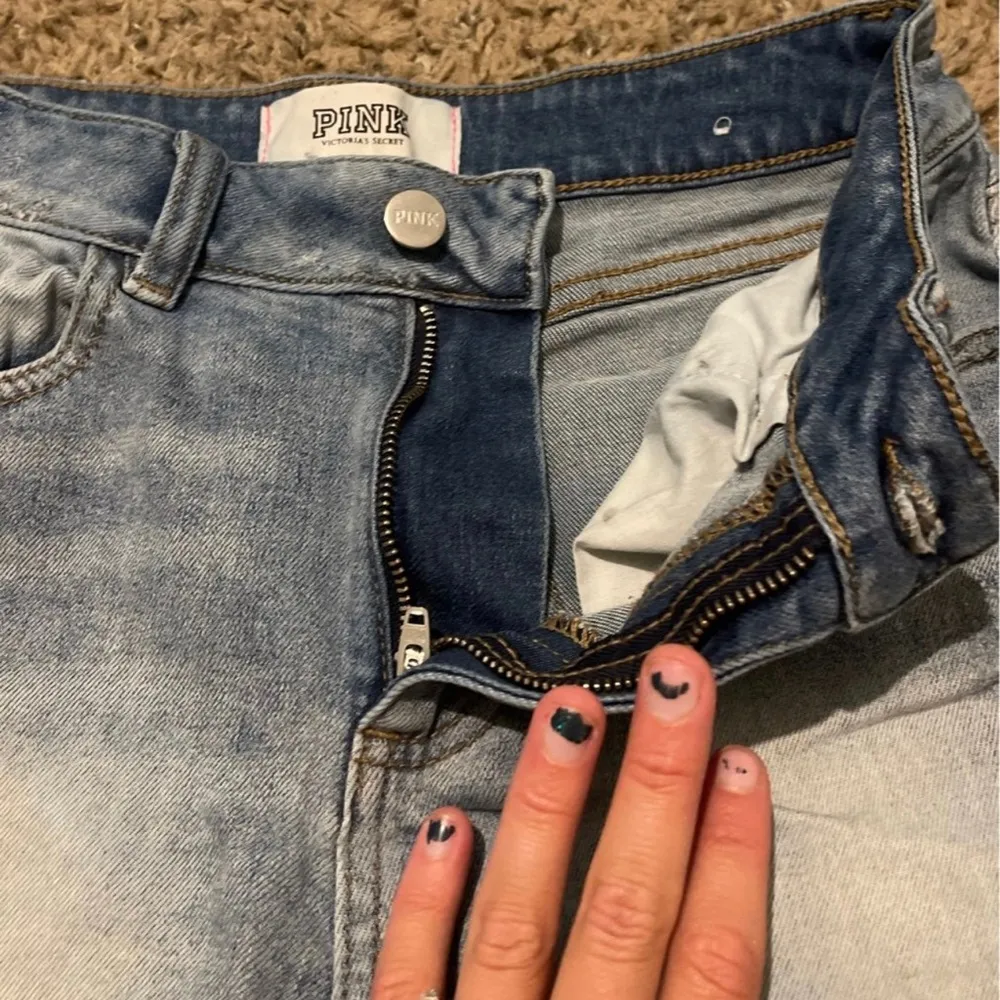 PINK denim shorts size 4 - Image 4