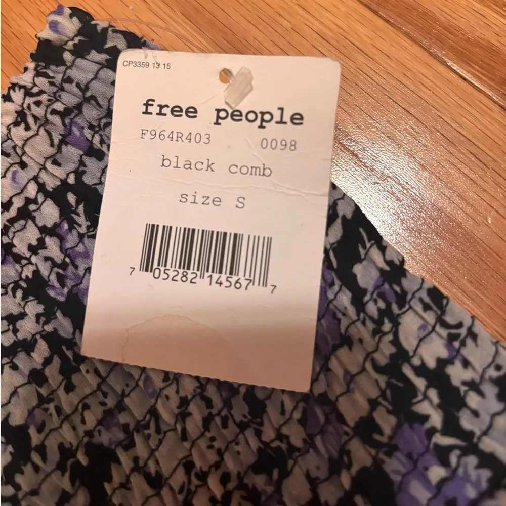 NEW! FREE PEOPLE Crinkle Pleat CONVERTIBLE ASYMETRICAL Smocked TOP SKIRT Size S - Image 4