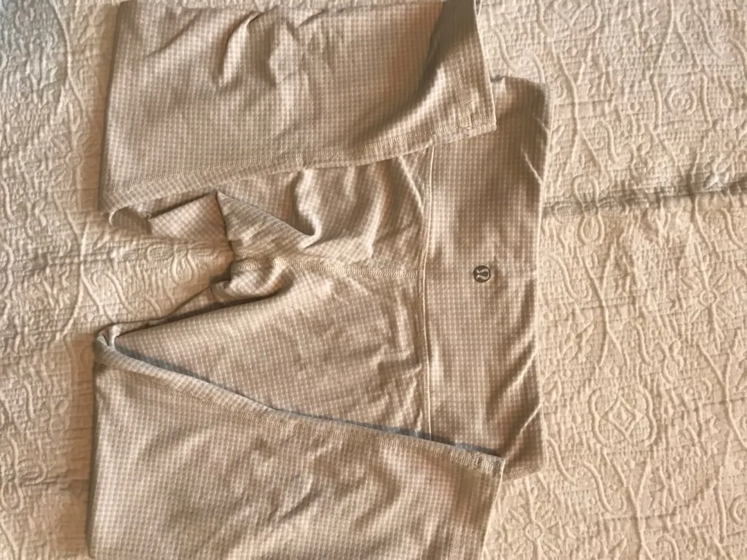 Lululemon Gingham Print Cropped Leggings - Image 3