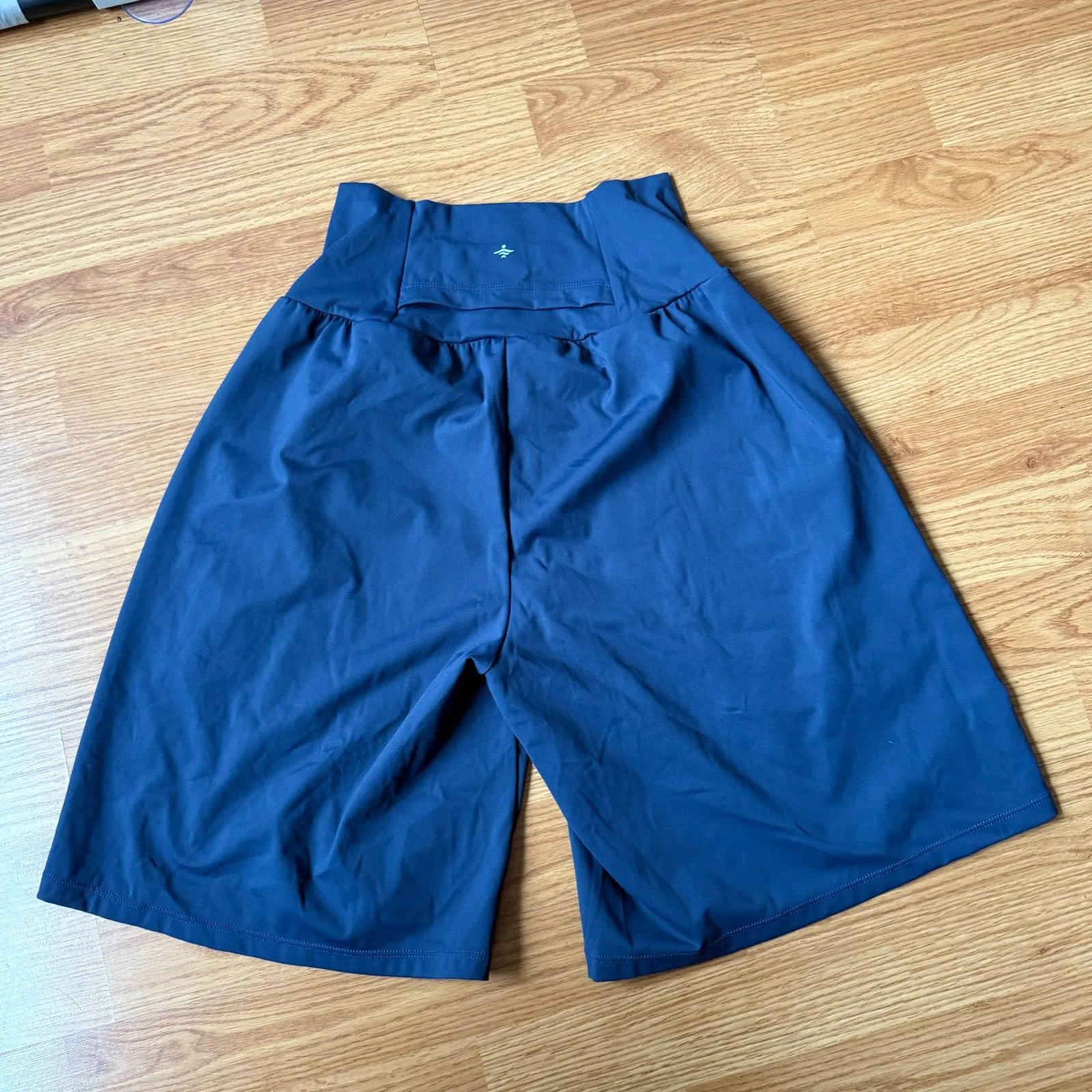 Halara SoftlyZero Airy High Waisted Pockets Cool Touch Yoga Bermuda Shorts - Image 3