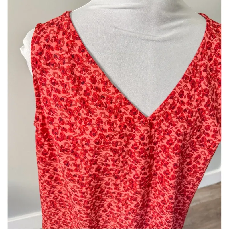 Eddie Bauer Coral Print Athletic Top - Image 4