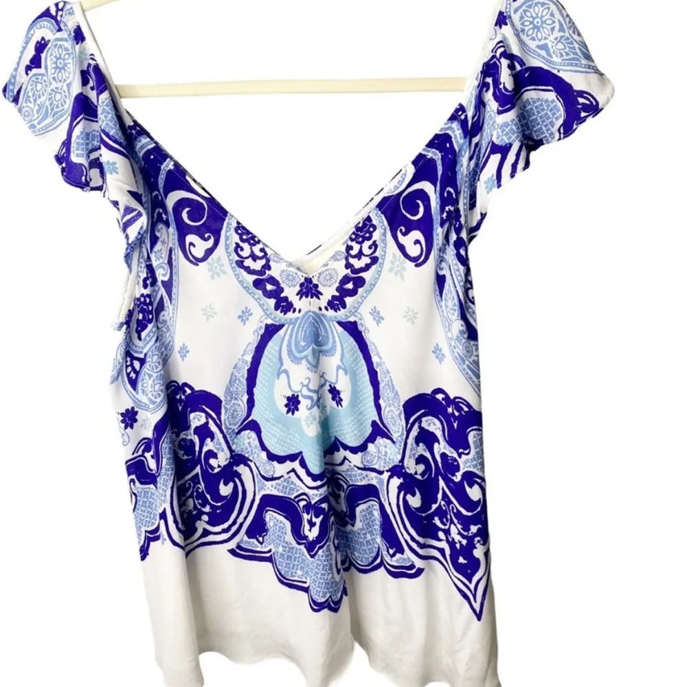 ANTHRO MAEVE CLANA BLUE WHITE RUFFLE SLEEVE BOHO VNECK TOP 0 - Image 4